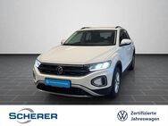 VW T-Roc, 1.0 TSI, Jahr 2023 - Wiesbaden