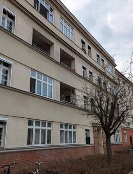 Altbauwohnung mit Potenzial - bezugsfrei und bereit für Ihre Ideen - Berlin