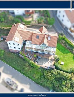 Großzügiges Zweifamilienhaus mit Garten und Pool in idyllischer Wohnlage - Birkenau