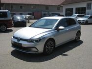 VW Golf, 1.5 TSI EU6d-T Life VIII OPF digitales, Jahr 2020 - Traunreut