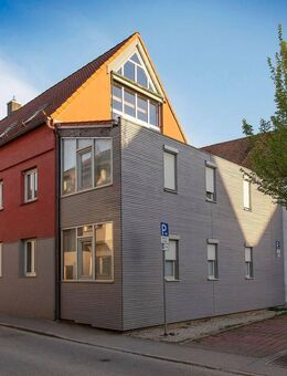Mainburg - Stadthaus! Geräumiges Wohnhaus mit zahlreichen Zimmern, 2 Bädern, Dachterrasse und mehr! - Mainburg
