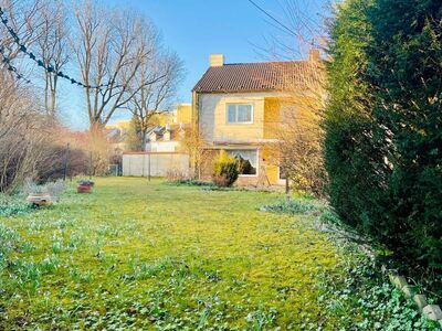 Handwerker aufgepasst! Reiheneckhaus in Augsburg-Hochzoll mit großem Grundstück
