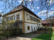 Historisches Zweifamilienhaus mit großem Grundstück und vielen Möglichkeiten - Gochsheim