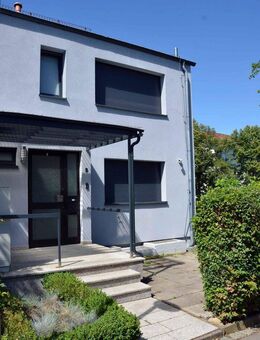 Modernes, kernsaniertes Einfamilienhaus mit Garage in Fasanenhof - Stuttgart