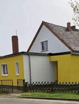 Zwei Häuser EIN PREIS! Werkstatt & Garagen. Berlin 52 Min. Eines schnell bezugsfertig. - Heideblick