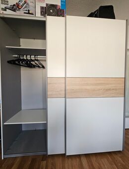 Kleiderschrank - Finsterwalde