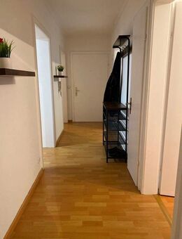 Innenstadtlage: Wohnung im 1. Obergeschoss - für maximal 3 Personen - Aschaffenburg