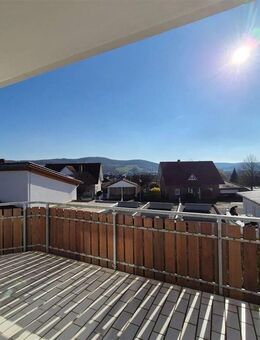 Großzügige 3 ZKB mit großem Balkon - Wehretal