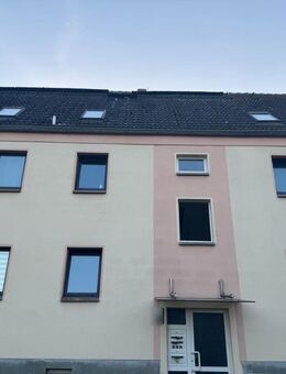 Zwei solide Mehrfamilienhäuser mit attraktiver Renditechance in Anderbeck - Huy