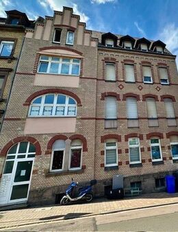 Charmantes 7-Familienhaus mit großem Potenzial in Völklingen - ideal für Handwerker und Investoren - Völklingen