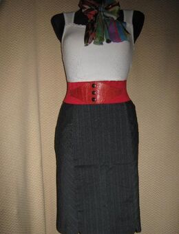 NEU* Pencil * Skirt * Sekretärinnen * Buisness * Nadelstreifen * Rock "VERO MODA" Gr. 36- 38/ S, grau* - Riedlingen Zentrum