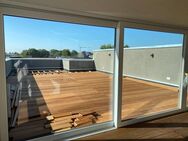 Mit Weitblick nach Süden: 3,5 Zi.-PH-Wohnung mit Summergarden und großer Dachterrasse - Henstedt-Ulzburg