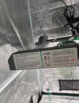 Marshydro FC-E 3000 LED 300 Watt Grow - Lößnitz