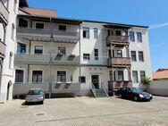 Schöne 3-Zi-Erdgeschosswohnung mit Balkon und Einbauküche im Hinterhaus in Meißen. - Meißen