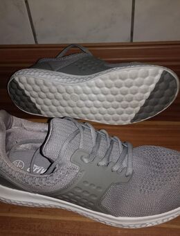 Turnschuhe Sneaker Laufschuhe g 38 - Bergisch Gladbach