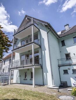 Wohnen am "Tor zum Rheingau" mit schönem Garten - Wiesbaden