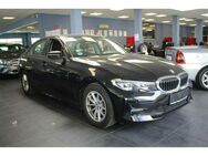 BMW 318 d Advantage - Navi - LED - SHZ - PDC - - Euskirchen