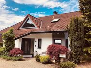 Viel Platz für die ganze Familie - Einfamilienhaus mit Pool in Miedelsbach - Schorndorf (Baden-Württemberg)