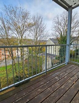 2 Monate Kaltmietfrei + Sparen= So macht mieten Spaß! Familenwohnung mit Balkon - Aue