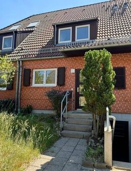 Bezugsfreies Familienidyll - vollunterkellertes Reihenhaus mit kleinem Garten - Zossen