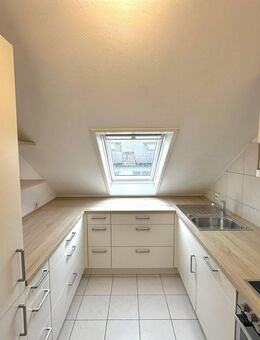 Wohnidylle in Winterbach: gepflegte 3-Zimmer-Wohnung mit Balkon & Stellplatz in beliebter Wohnlage! - Winterbach (Baden-Württemberg)