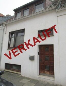 Bremen vorderes Hastedt , renoviertes RH mit idyll. Garten und Garage, Straßenbahn in unmittelbarer Nähe ! - Bremen