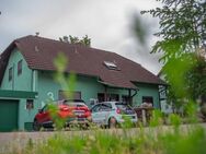 Wohnen im außergewöhnlichen und liebevoll eingerichteten Mehrfamilienhaus - Fußgönheim