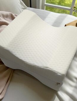 Ergonomisches Kniekissen für Seitenschläfer von N-Per Health / Neu - Bamberg