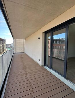 Erstbezug! 2-Zi Neubauwohnung mit Balkon ~ Stadtnah ~ TG-Stellplatz ~ Aufzug uvm. - Fürth