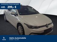 VW Golf, 1.5 VIII Style eTSI IQ LIGHT, Jahr 2020 - Böblingen