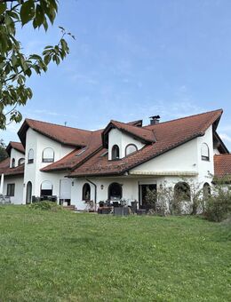 Außergewöhnliche Villa auf schönem Grundstück - Nidderau