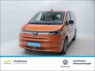 VW T7 Multivan, 2.0 TSI Multivan Style, Jahr 2022 - Berlin