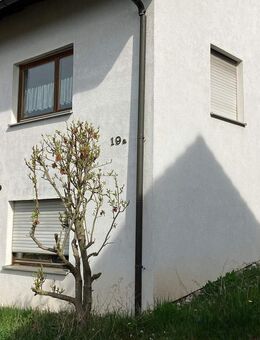 Mehrfamilienhaus Forchheim Reuth Wohnrecht weggefallen - Forchheim (Bayern)