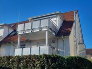 Lichtdurchflutete Maisonette-Wohnung mit Balkon, Garage und Stellplatz - Marbach (Neckar)