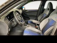 VW Tiguan, 2.0 TSI R Performance Black Style, Jahr 2023 - München
