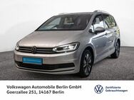 VW Touran, 2.0 TDI Move, Jahr 2023 - Berlin