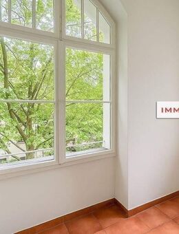 IMMOBERLIN.DE - Top-Lage! Helle 4-Zimmer-Wohnung nahe Schloßstraße - Berlin