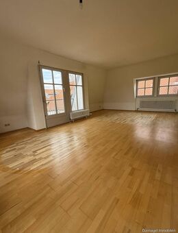 Wohnung direkt am Schlossgarten von Veitshöchheim - Veitshöchheim