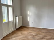 Wohnen am Park! Attraktive 4-Zimmerwohnung mit Balkon - Bad Kissingen