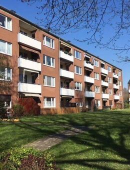Schöne 3-Zimmer Wohnung mit Balkon im 1.OG zum Selbstbezug! - Düsseldorf