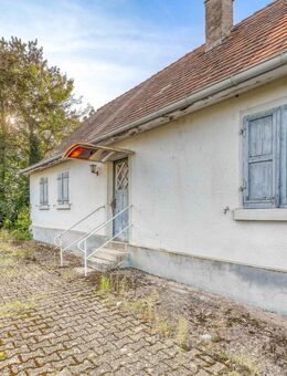 Schönes Grundstück mit Altbestand - Rastatt