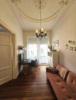 Stilvolle Altbauwohnung mit Stuck und Balkon in zentraler, ruhiger Lage von Trier - Trier