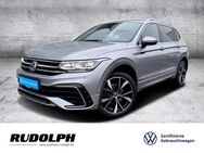 VW Tiguan, 2.0 TDI Allspace R-Line HarmanKardon, Jahr 2021 - Leuna