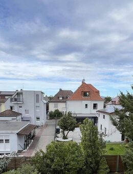 Helle und freundliche 2-Zimmer-Wohnung in ruhiger Lage mit zwei Sonnen-Balkonen - Kelsterbach
