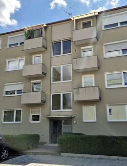 *Nürnberg-Thon - 2 Zimmer - neu modernisiert - hell - Balkon - Kfz-Stellplatz möglich* - Nürnberg