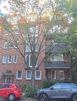 Vermietetes Dachgeschoss mit 3 Wohnungen in ruhiger Lage, nahe EKZ Mundsburg - Hamburg
