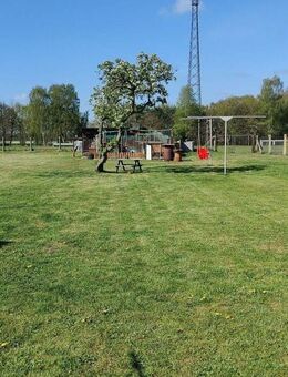 Großzügiges Mehrfamilienhaus mit drei Wohneinheiten in kinderfreundlicher Lage - Rastow