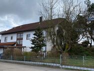 Stilvolles Wohnhaus mit 3 Wohnungen, Wintergarten, schönem Garten und Pool. Geeignet zur Eigennutzung od. Anlage - Abensberg