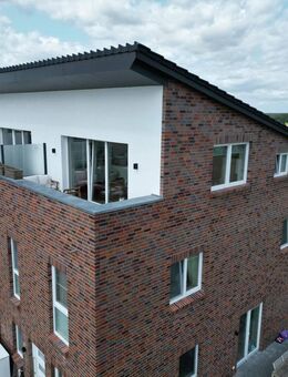 End-Reihenmittelhaus - 143 qm auf 3 Ebenen - 5 Zimmer - 2 Stellplätze mit Wallbox zu vermieten - Neetze