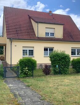 Zweifamilienhaus in zentraler Lage von Eisenhüttenstadt - Eisenhüttenstadt